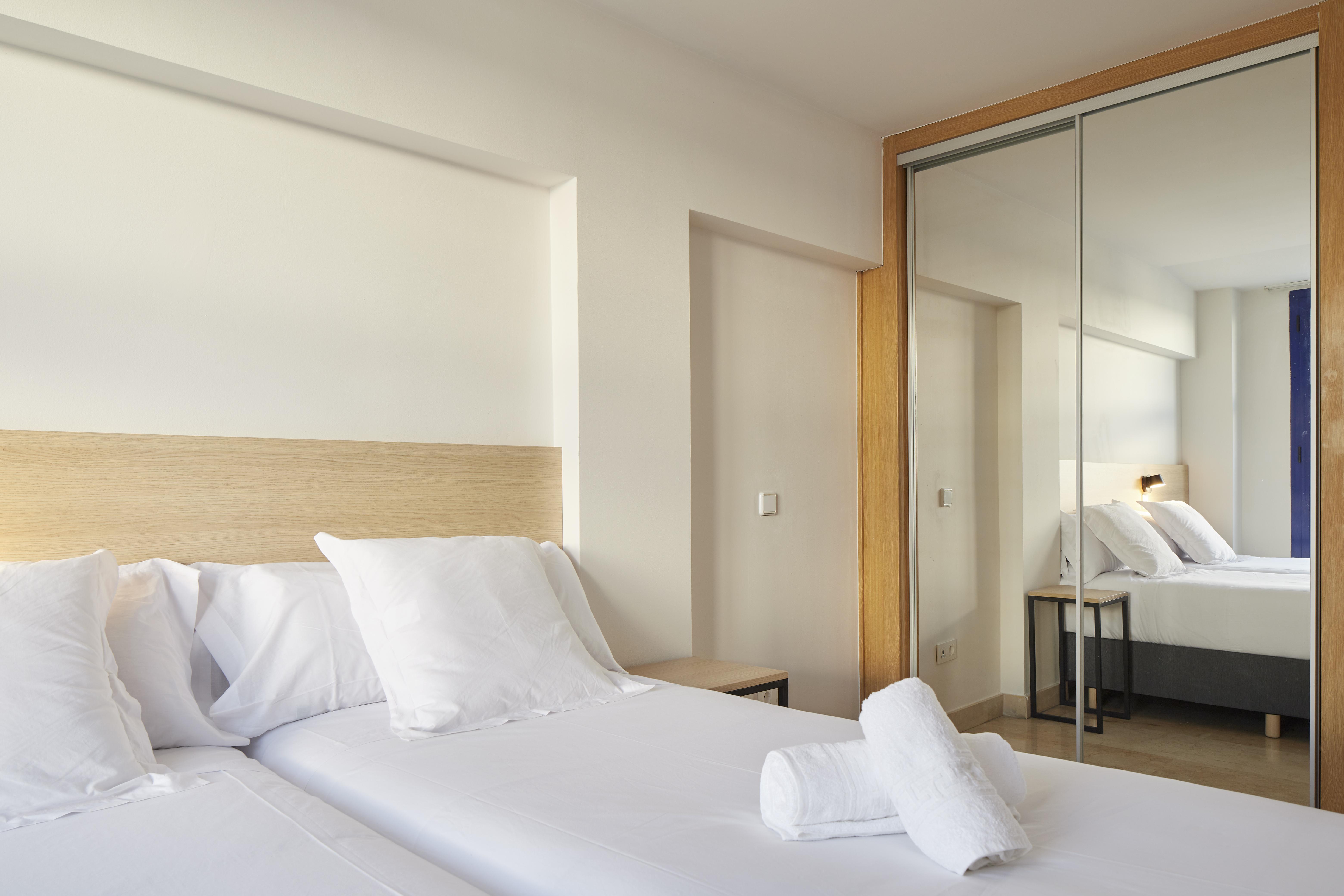Iraipe Logrono Hotel Extérieur photo