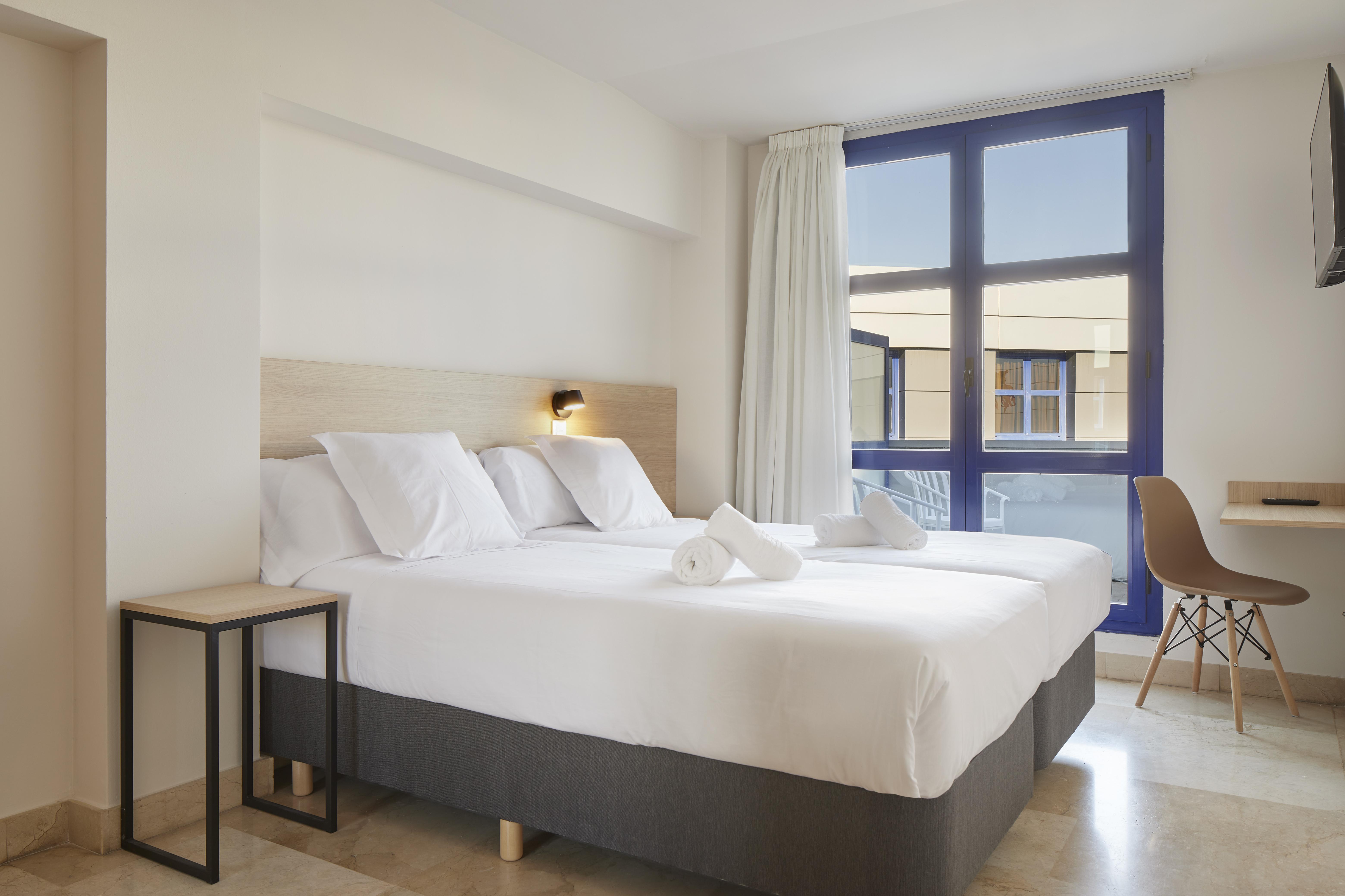 Iraipe Logrono Hotel Extérieur photo